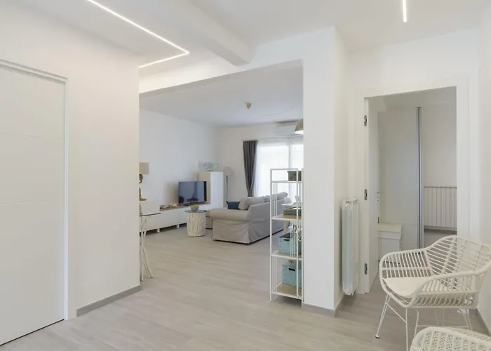 Parco San Rocco By Interhome Lägenhet Alassio